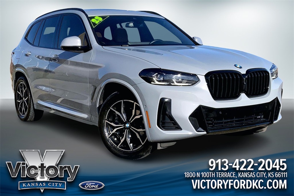 2023 BMW X3 30i's photo