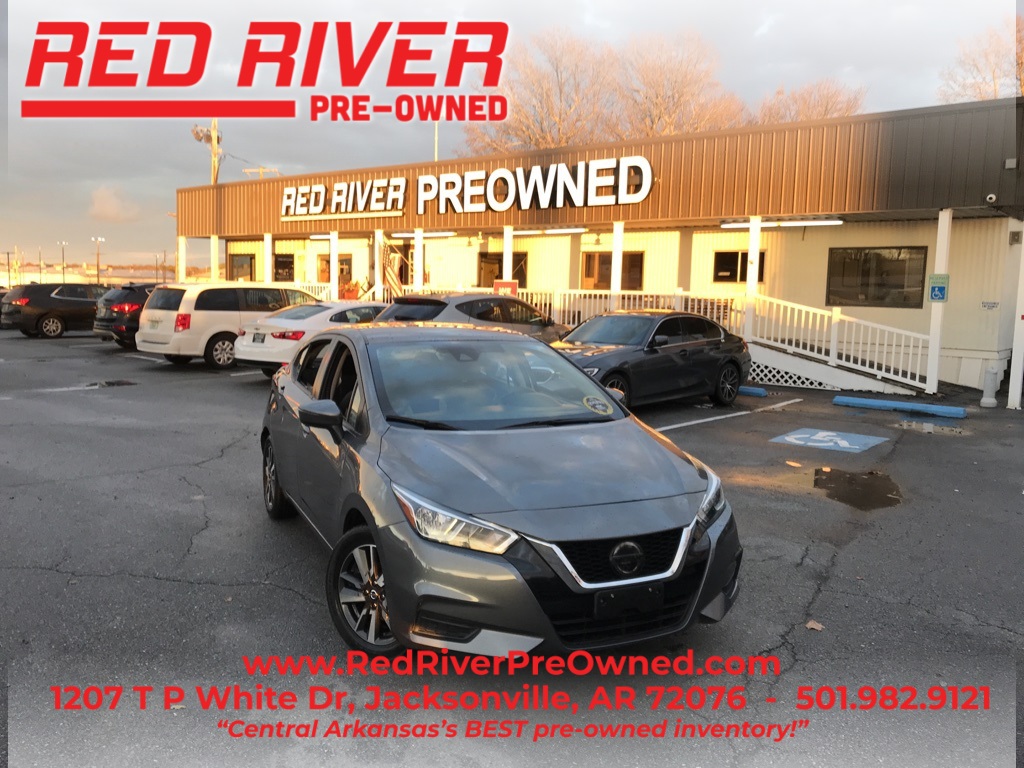 2021 Nissan Versa Sedan SV's photo