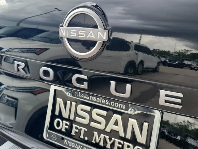 2024 Super Black Nissan Rogue SV AWD SUV