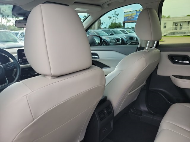 2024 Super Black Nissan Rogue SV AWD SUV