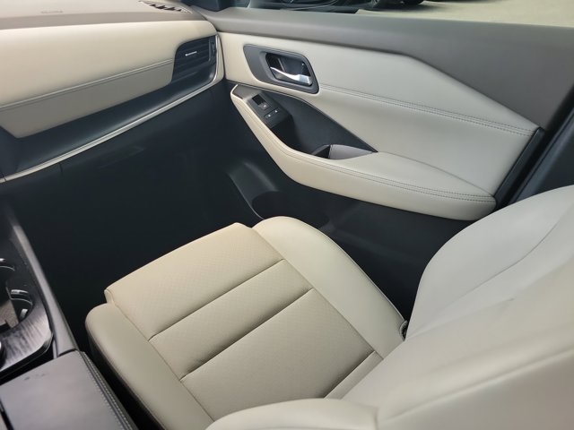 2024 Super Black Nissan Rogue SV AWD SUV