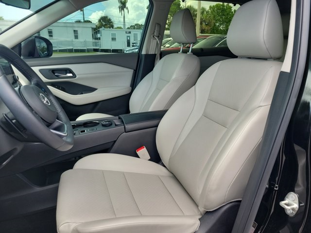 2024 Super Black Nissan Rogue SV AWD SUV