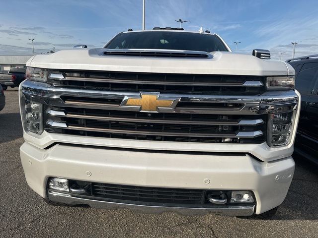 2022 Chevrolet Silverado 3500HD High Country's photo