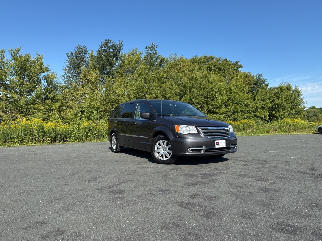Used 2016 Chrysler Town and Country Touring Vans