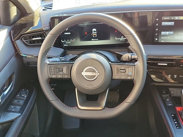 2025 Super Black Nissan Kicks SR FWD SUV