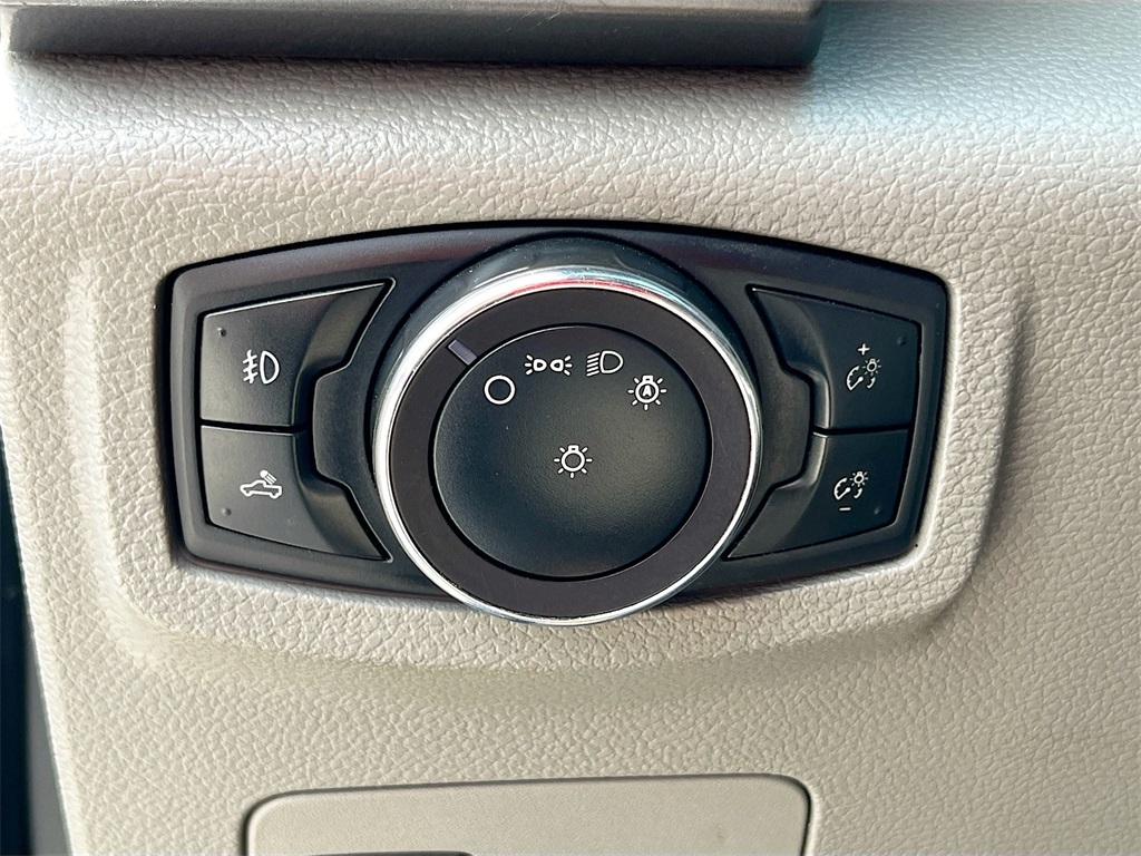 2019 Ford F-150 XLT photo 10