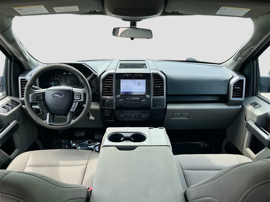 2019 Ford F-150 XLT photo 19