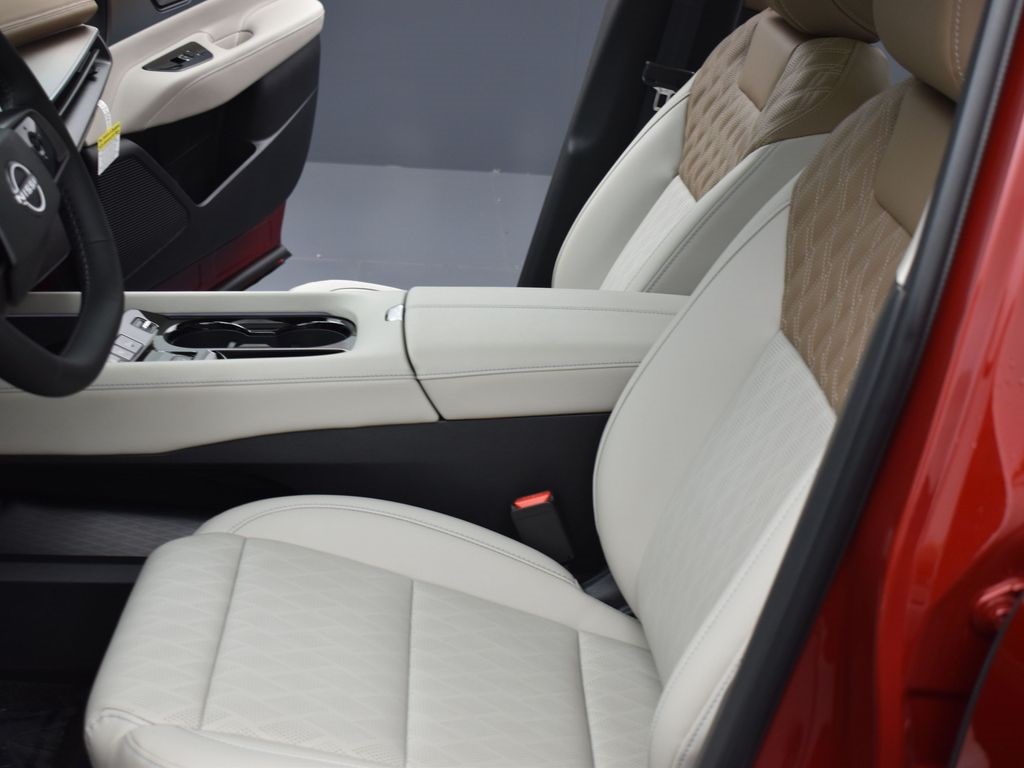 2025 Nissan Murano Platinum photo 15