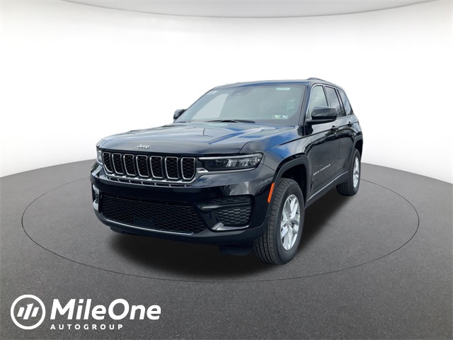 new 2025 Jeep Grand Cherokee car, priced at $39,689