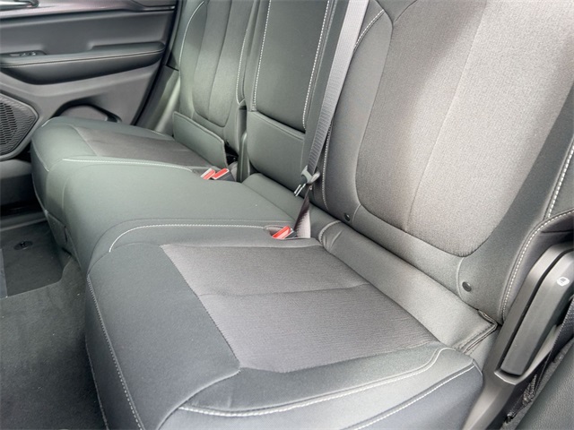 new 2025 Jeep Grand Cherokee car, priced at $39,689