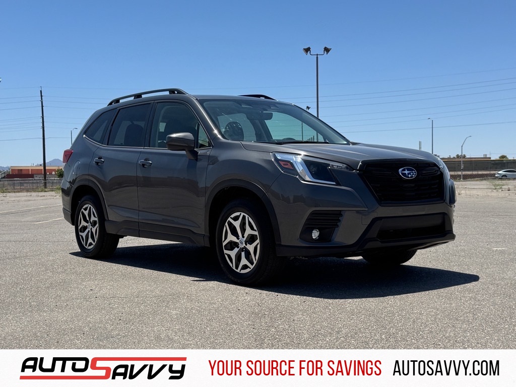 2024 Subaru Forester Base photo 5