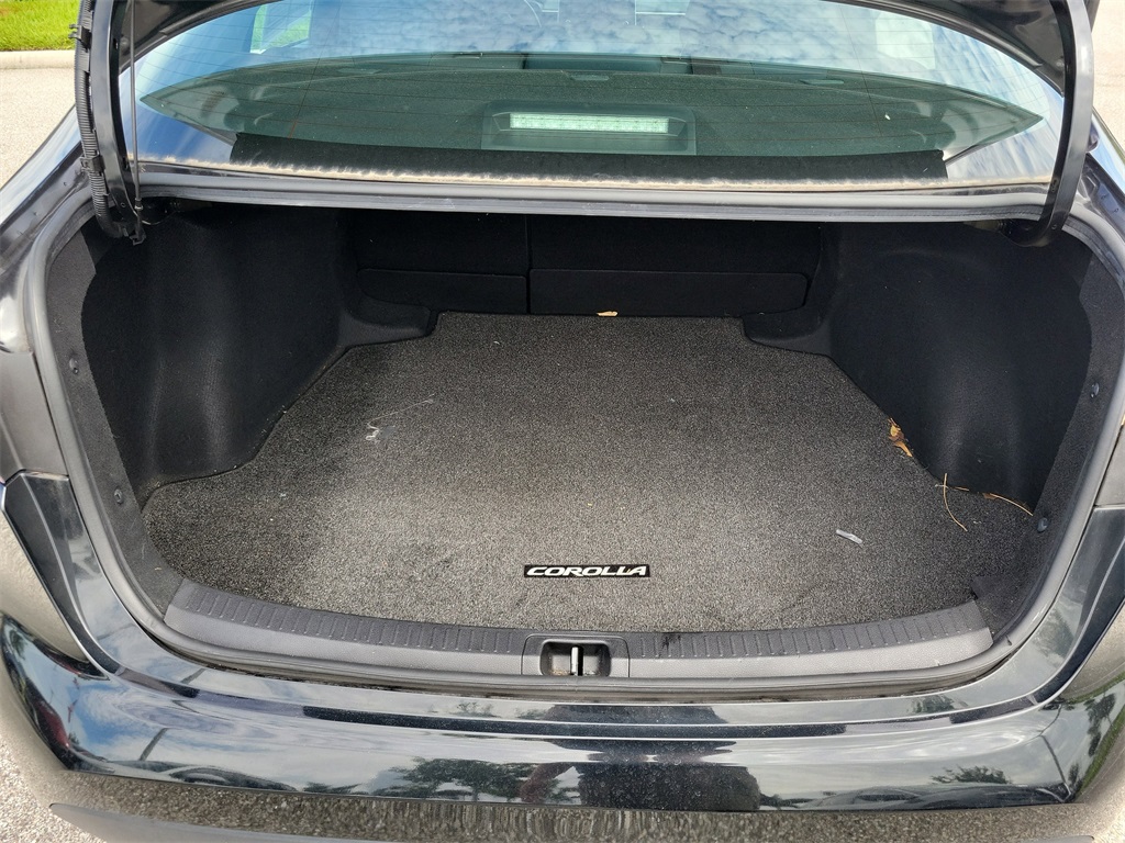 2021 Black Sand Pearl Toyota Corolla LE FWD Sedan