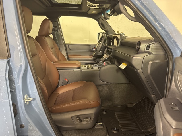 2025 Toyota Land Cruiser Base photo 4