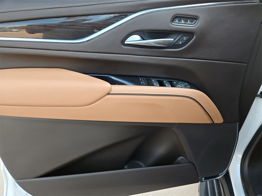 2021 Cadillac Escalade Sport photo 30