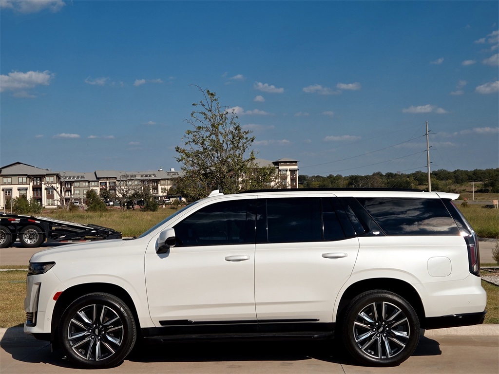 2021 Cadillac Escalade Sport photo 4