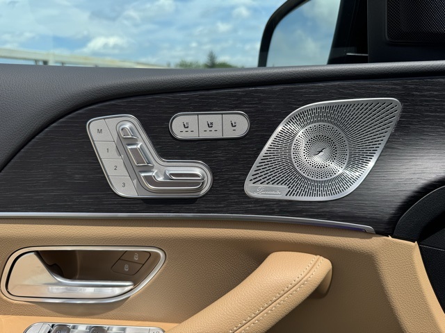 2025 Mercedes Benz GLE 350 4MATIC photo 20