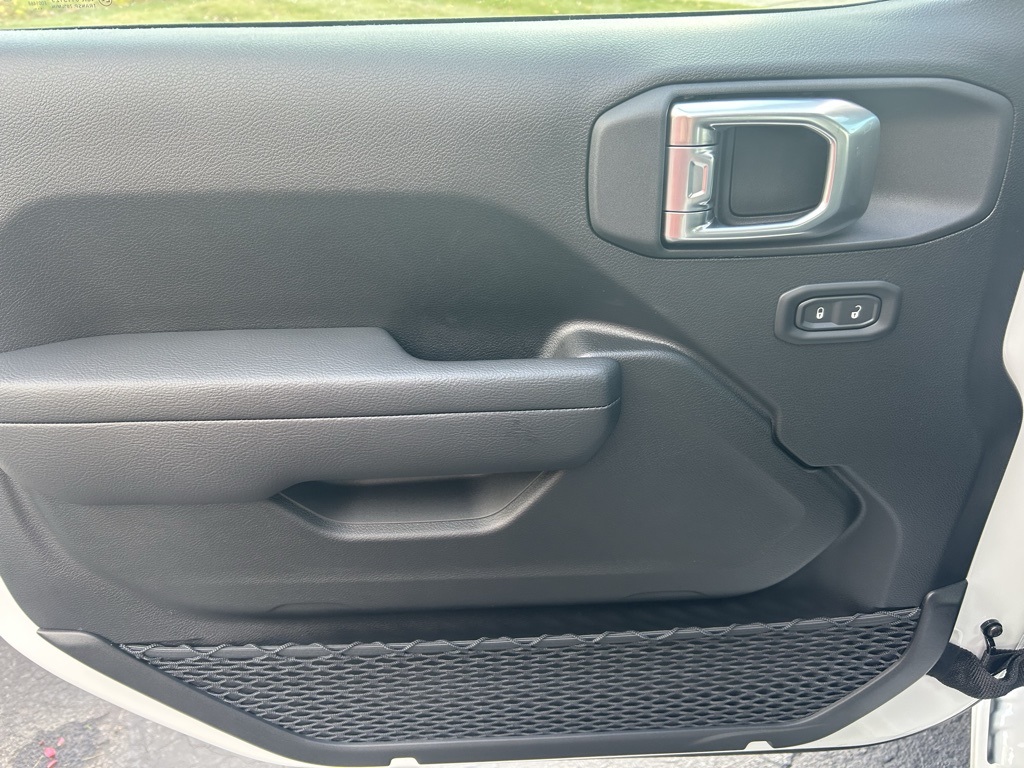 new 2026 Jeep Wrangler car, priced at $40,490