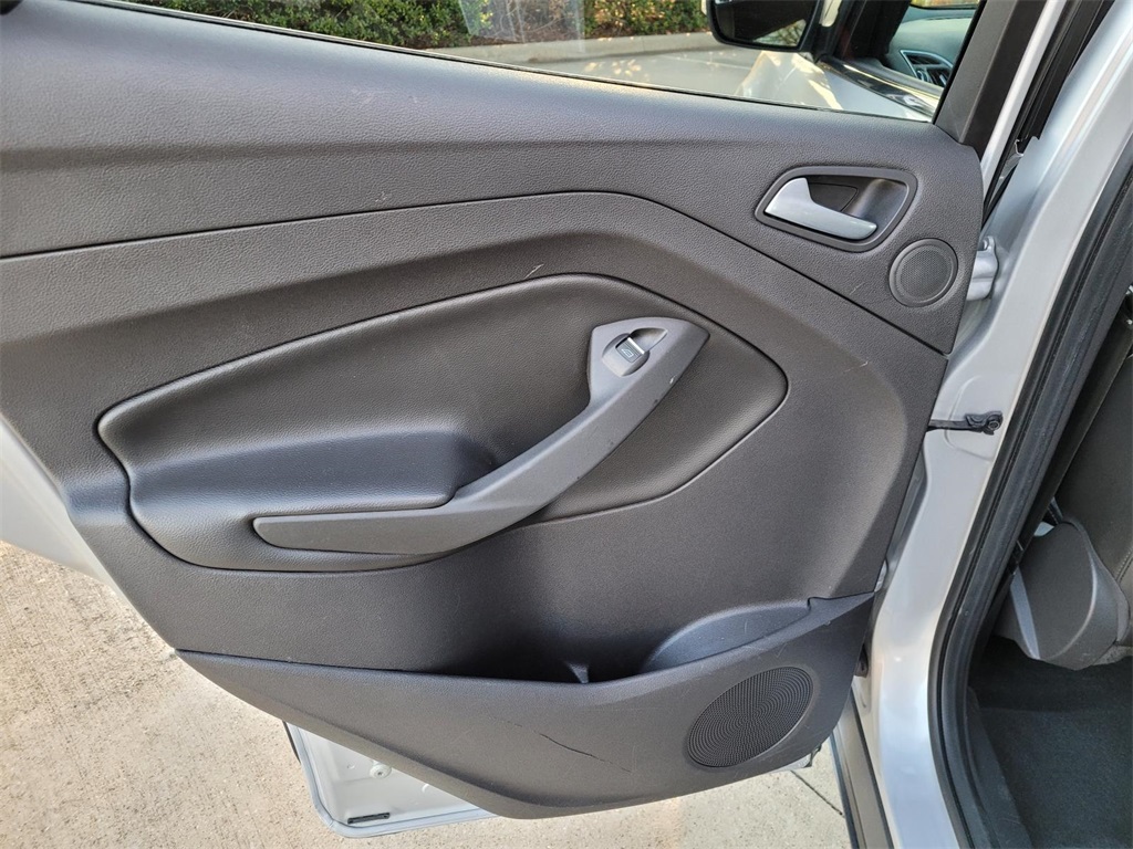 used 2013 Ford Escape car, priced at $7,700