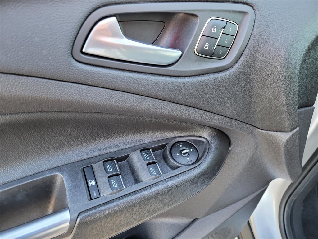 used 2013 Ford Escape car, priced at $7,700