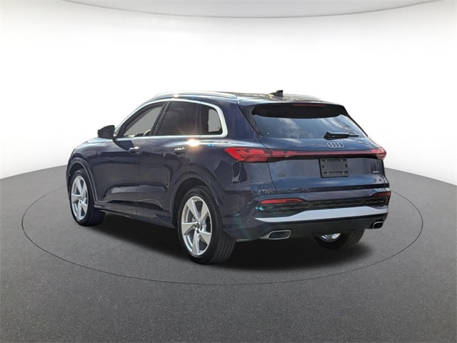 new 2025 Audi Q5 car, priced at $64,340