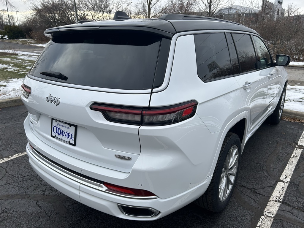 new 2025 Jeep Grand Cherokee L car, priced at $60,055