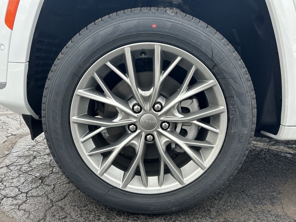 new 2025 Jeep Grand Cherokee L car, priced at $60,055