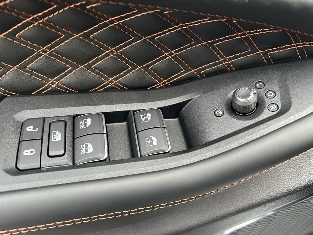 new 2025 Jeep Grand Cherokee L car, priced at $60,055