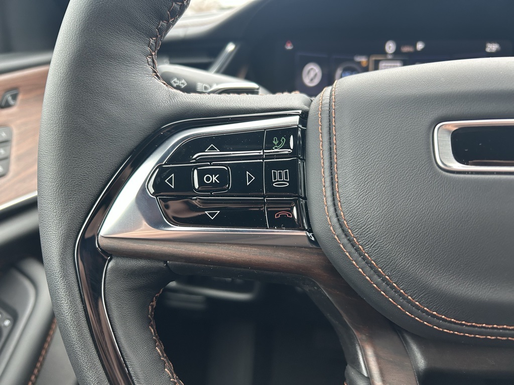 new 2025 Jeep Grand Cherokee L car, priced at $60,055