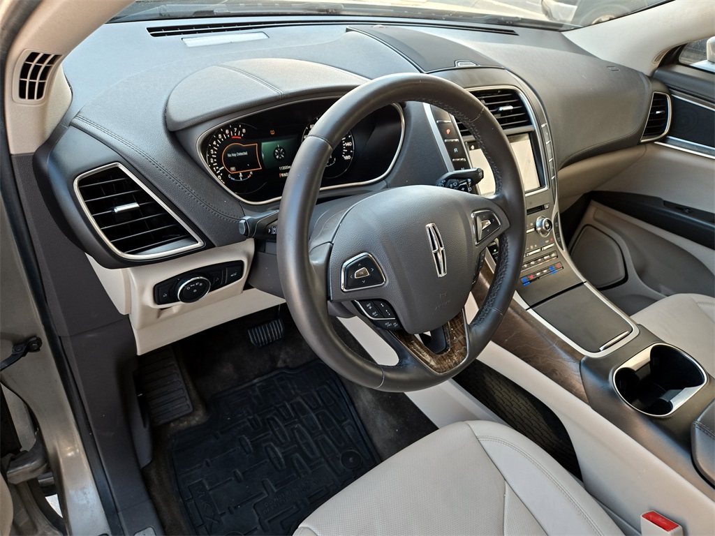 2016 Lincoln MKX Reserve photo 11