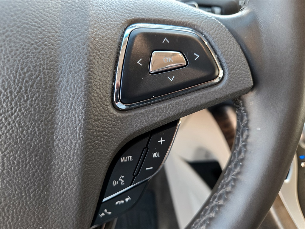 2016 Lincoln MKX Reserve photo 16