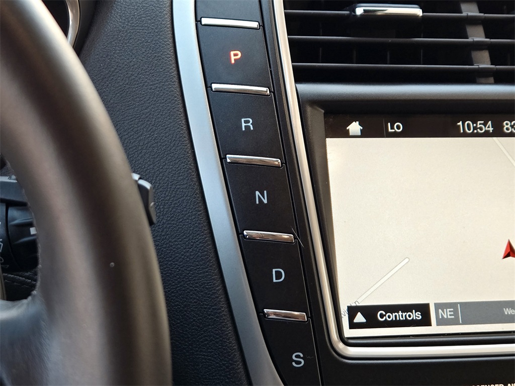 2016 Lincoln MKX Reserve photo 23