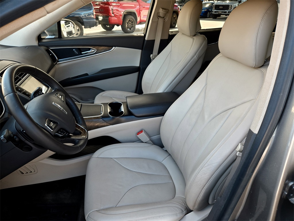 2016 Lincoln MKX Reserve photo 26