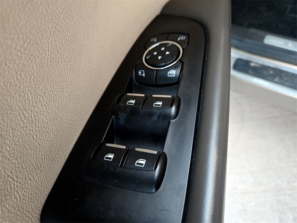 2016 Lincoln MKX Reserve photo 33