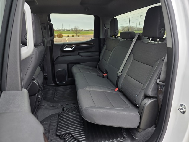 2024 GMC Sierra 1500 SLE