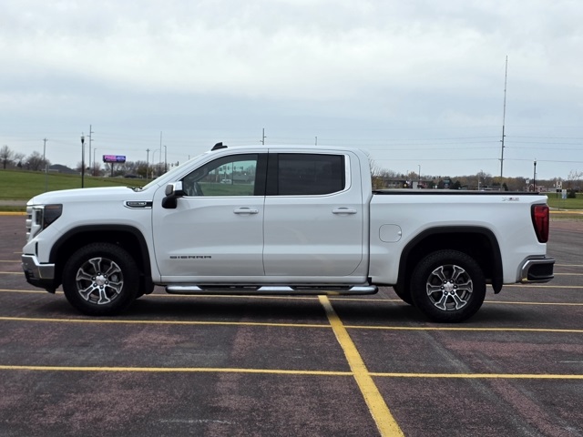 2024 GMC Sierra 1500 SLE