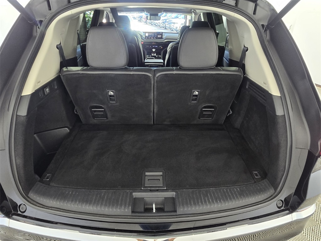 used 2024 Acura MDX car, priced at $34,778