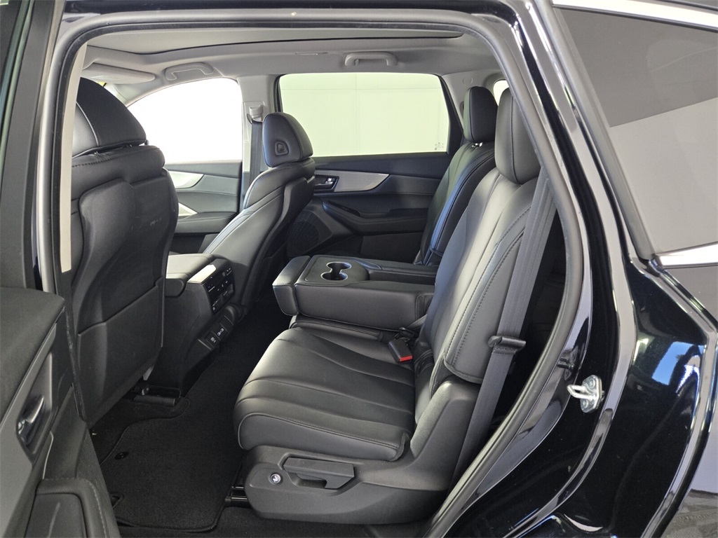 used 2024 Acura MDX car, priced at $34,778