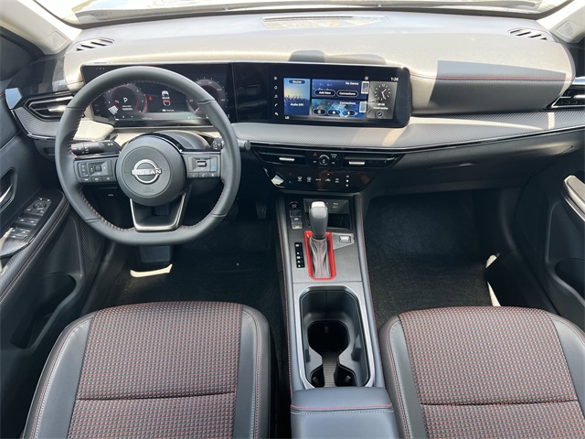 2025 Canyon Bronze Metallic Nissan Kicks SR FWD SUV