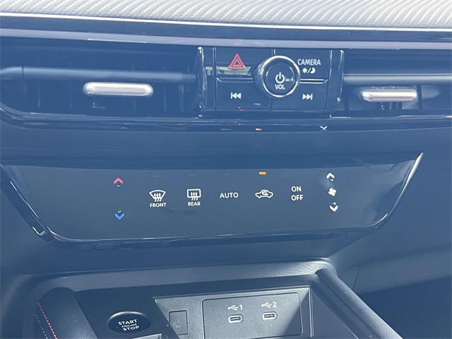 2025 Canyon Bronze Metallic Nissan Kicks SR FWD SUV