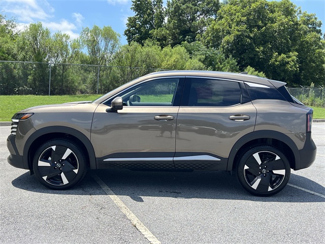 2025 Canyon Bronze Metallic Nissan Kicks SR FWD SUV