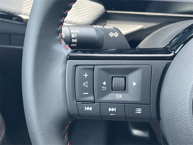 2025 Canyon Bronze Metallic Nissan Kicks SR FWD SUV