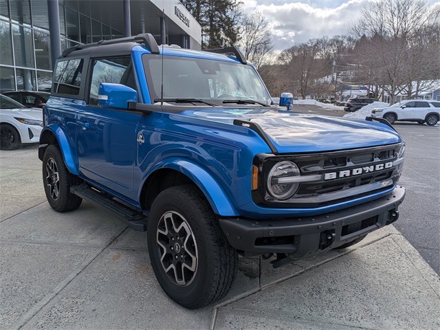 2022 Ford Bronco 2-Door Outer Banks's photo