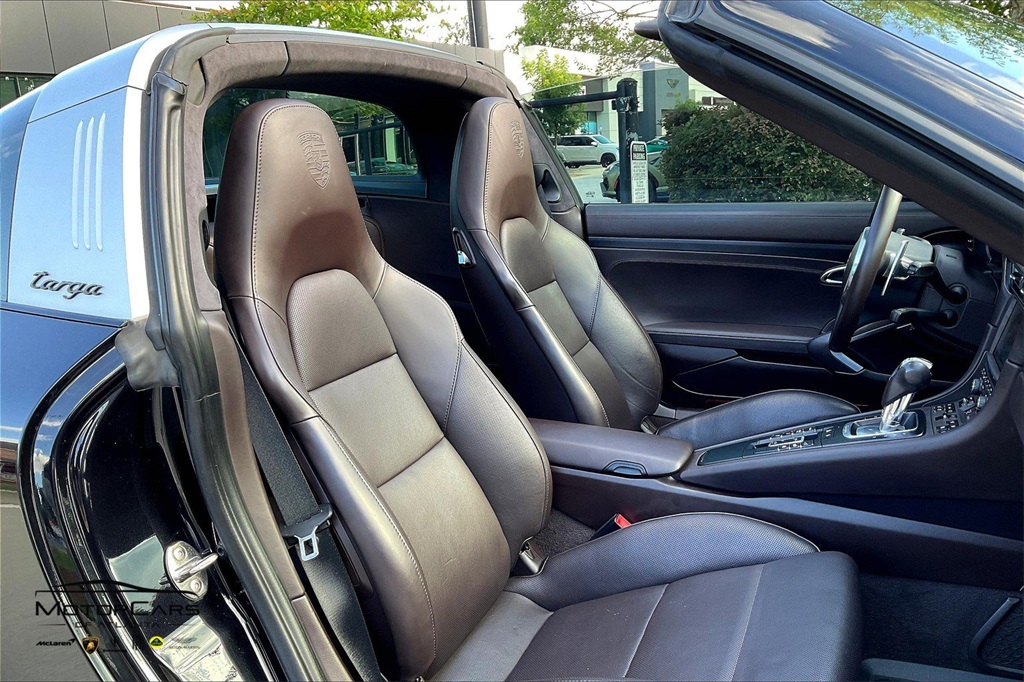 2016 Jet Black Metallic Porsche 911 Targa 4 GTS AWD Coupe