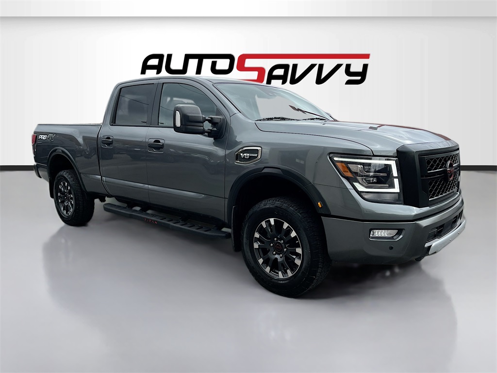 2024 Nissan Titan XD Pro-4X's photo