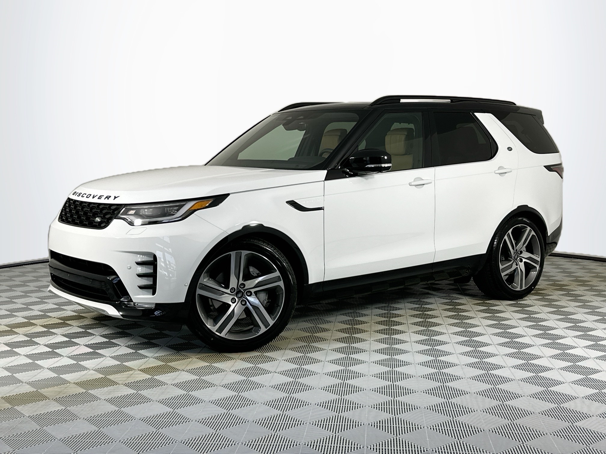 new 2026 Land Rover Discovery car, priced at $70,281