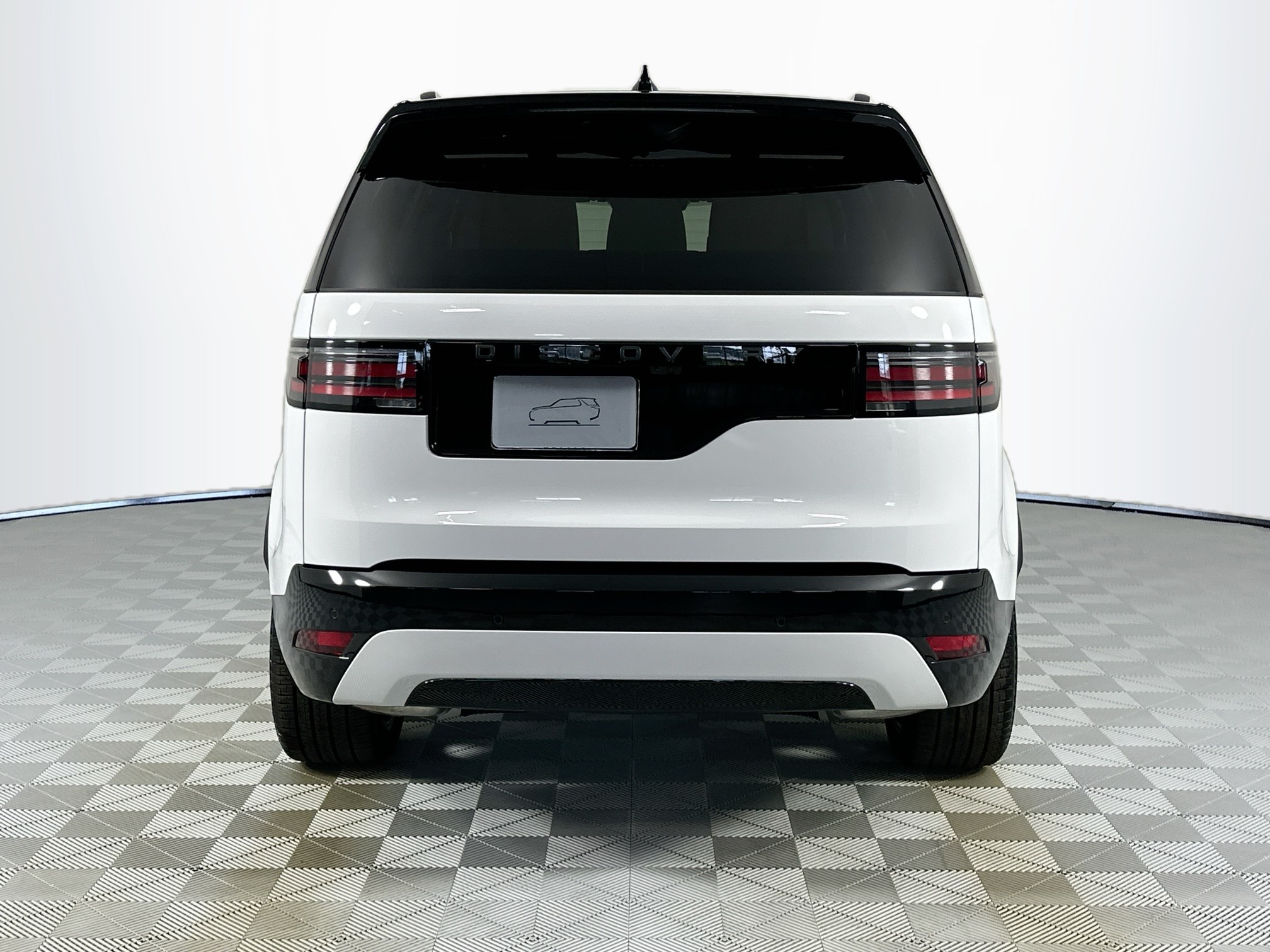 new 2026 Land Rover Discovery car, priced at $70,281