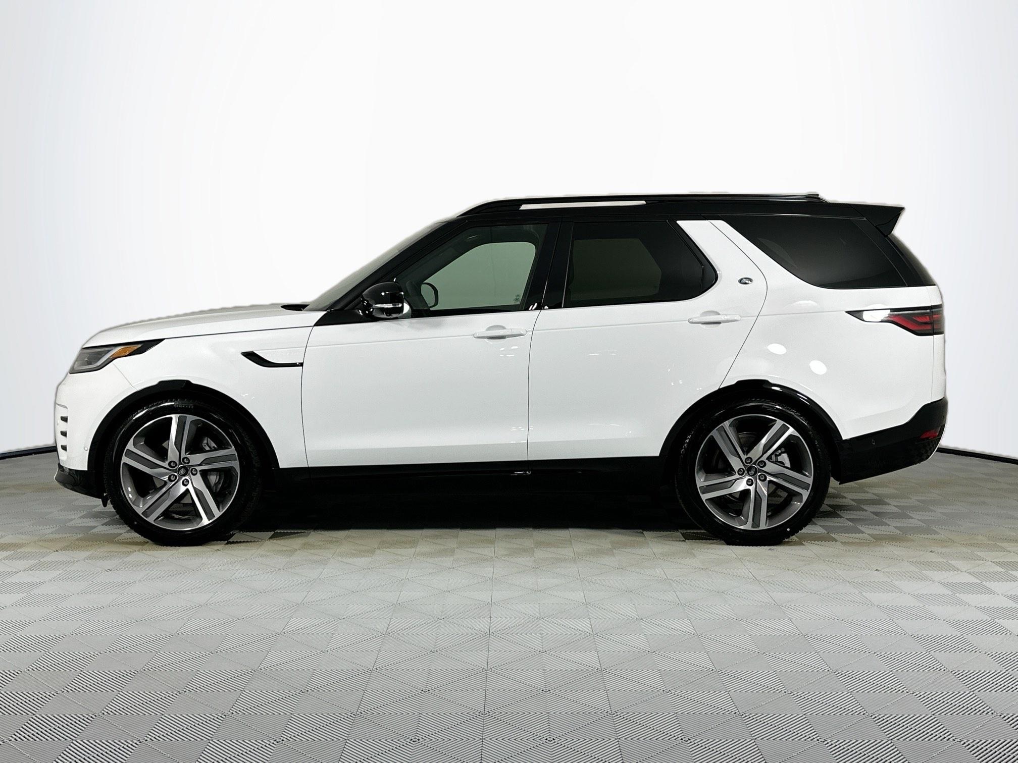 new 2026 Land Rover Discovery car, priced at $70,281