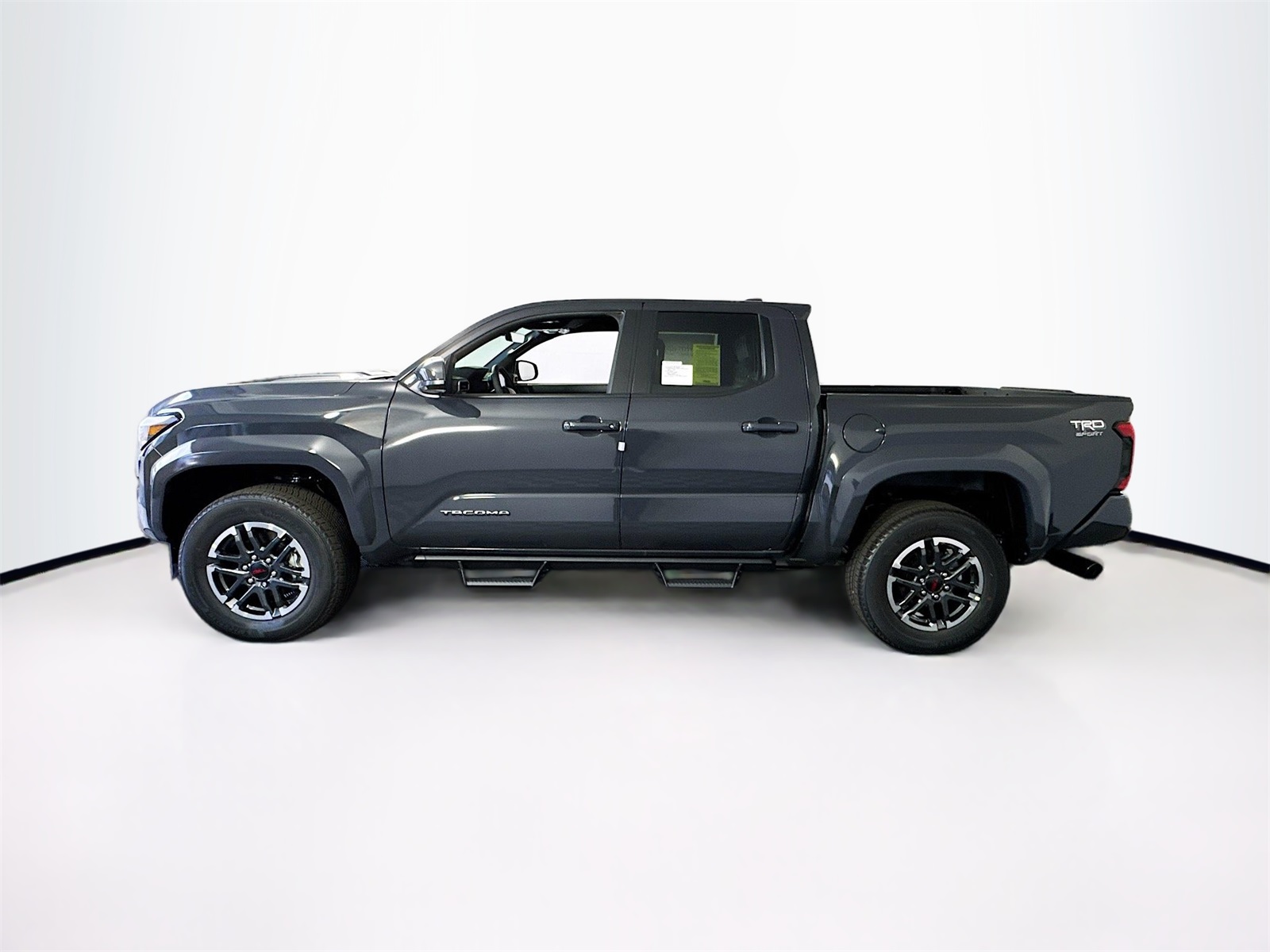2025 Toyota Tacoma TRD Sport Double Cab photo 3