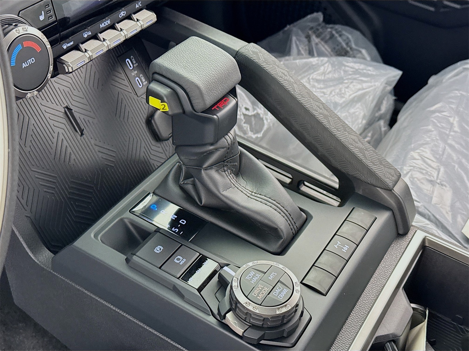 2025 Toyota Tacoma TRD Off-Road Double Cab photo 10