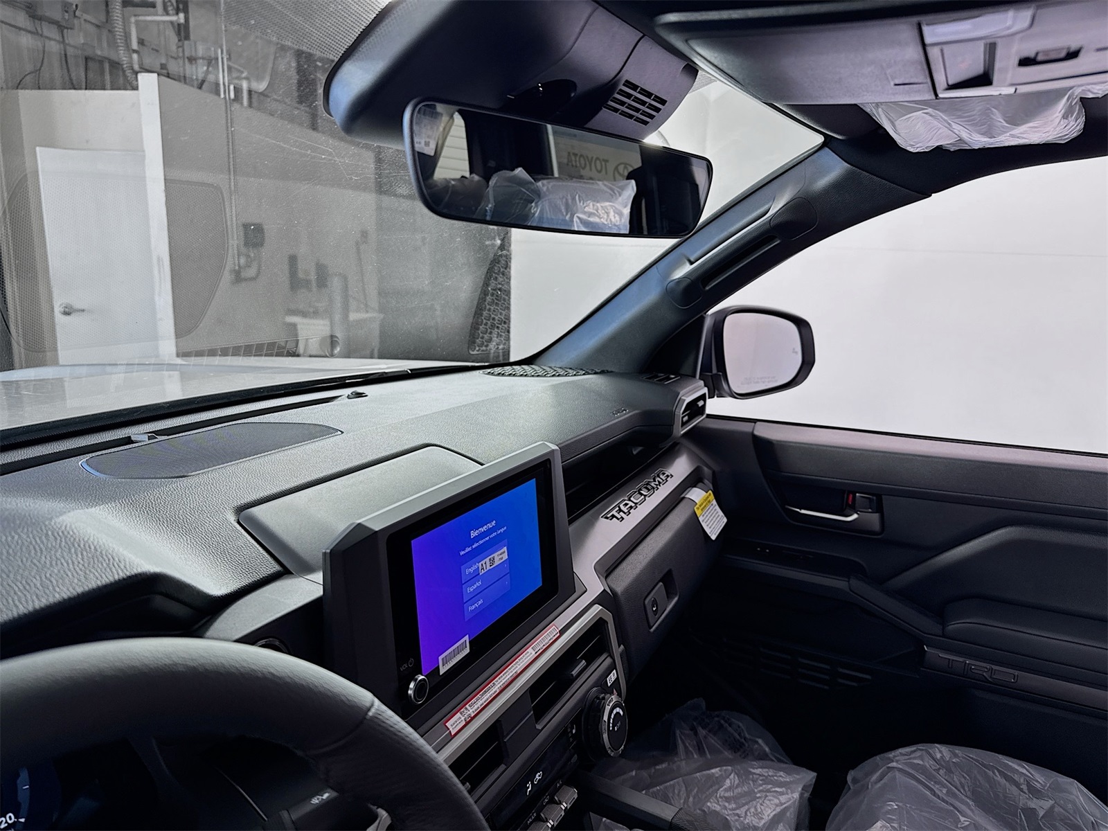 2025 Toyota Tacoma TRD Off-Road Double Cab photo 6